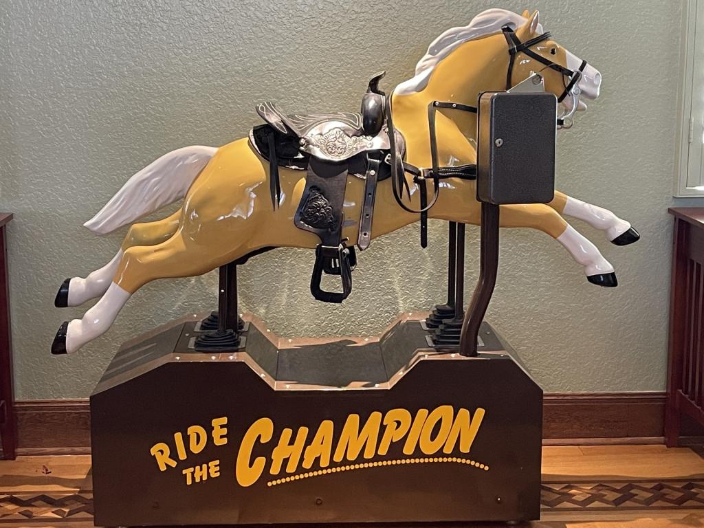 CHAMPION HORSE "RIDE THE CHAMPION" (1 of 4)