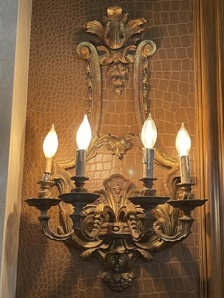 ELEGANT 4 CANDLE GOLD GILT METAL LIGHT SCONCE (1 of 4)