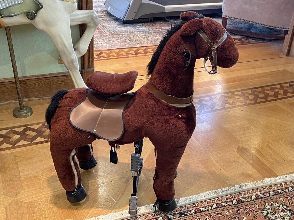 VTG MECHANICAL RIDING HORSE (1 of 2)