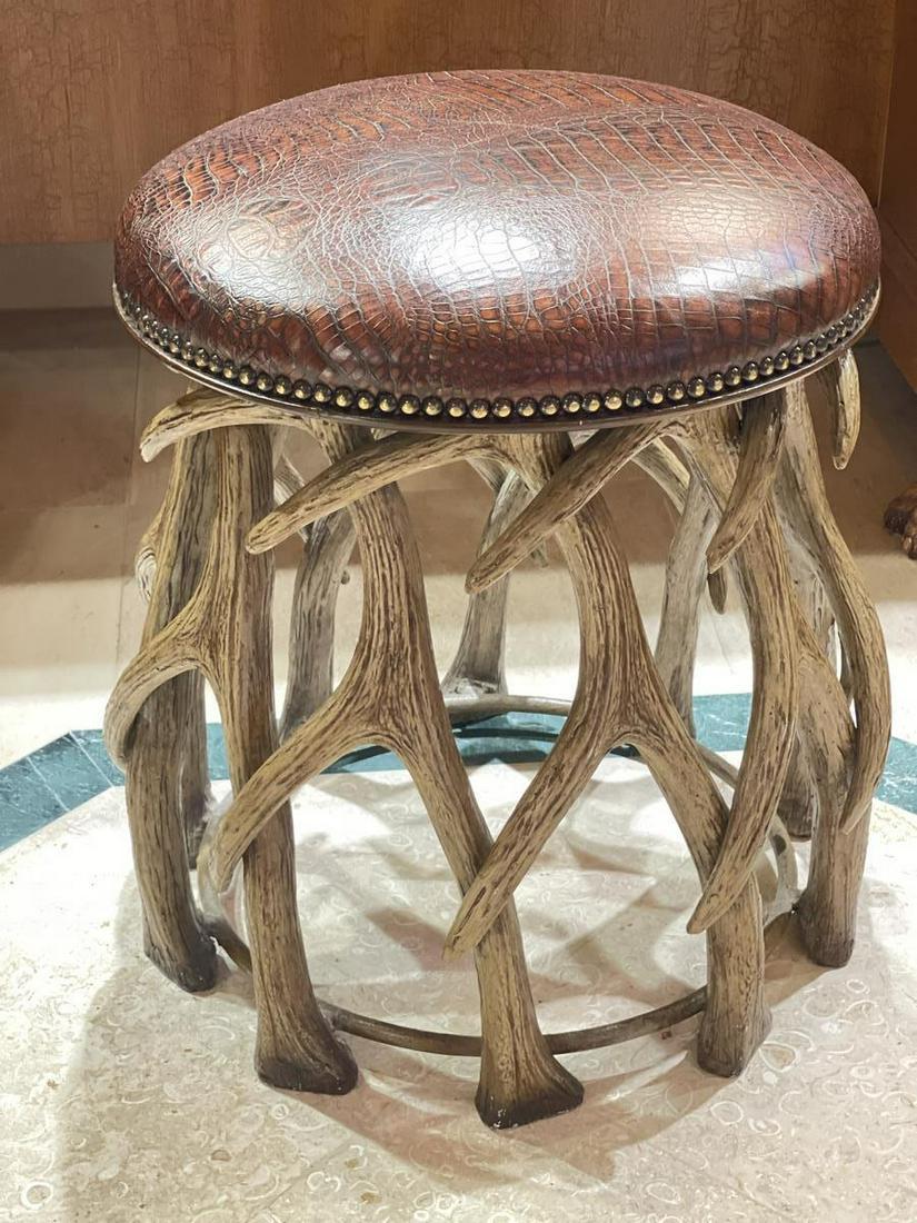 MAITLAND SMITH "HOCKER ELCHORN" RUSTIC STOOL 18.5" (1 of 3)
