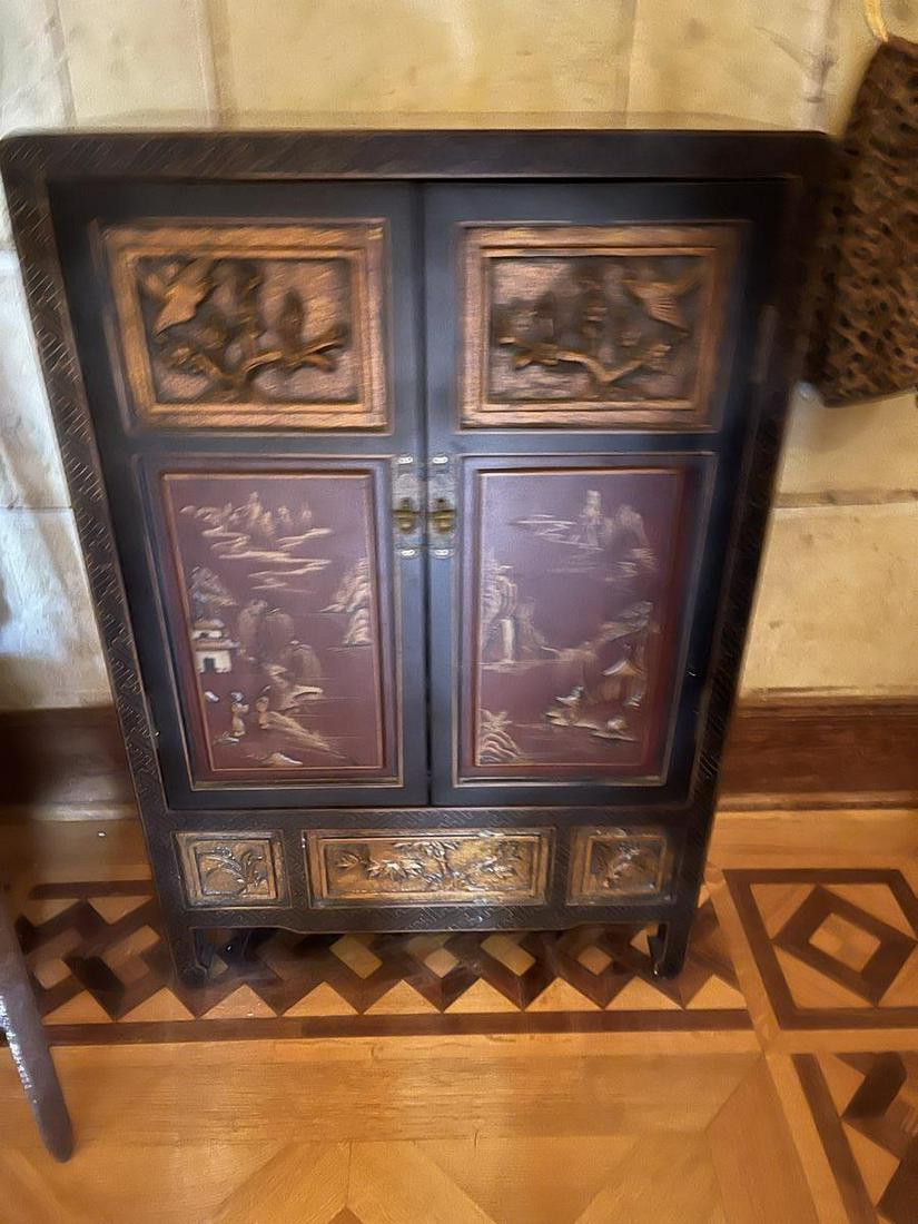 2 DOOR PAINTED CHEST (1 of 1)