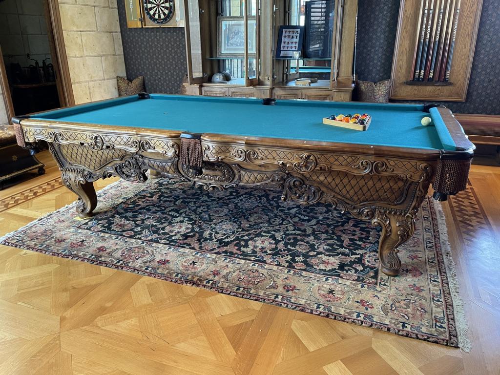 HAND CARVED CUSTOM  POOL TABLE (1 of 7)