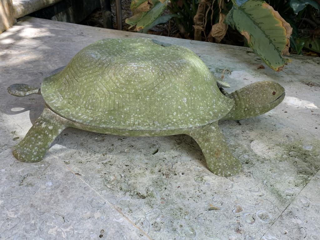 VTG ARTHUR COURT TURTLE SERVING DISH  20" (1 of 5)