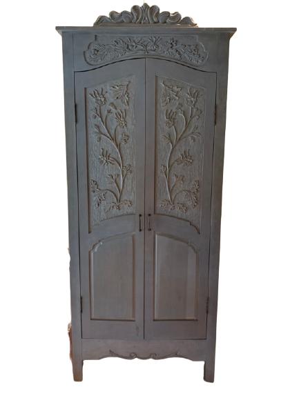 VINTAGE FRENCH ANTIQUE STYLE ARMOIRE DRESSER 74" (1 of 4)