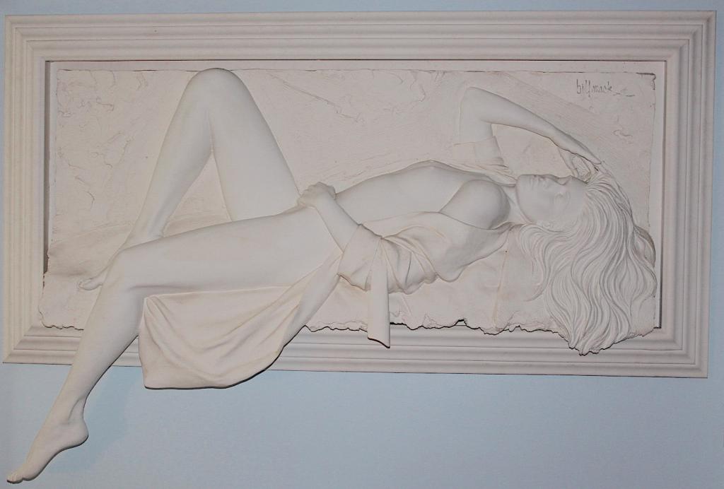 1995 BILL MACK  "SYMPHONY"  BONDED SAND SCULPTURE (1 of 2)