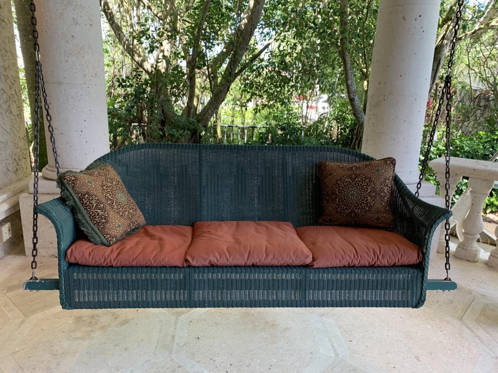 VINTAGE WICKER HANGING GARDEN SWING CHAIR 64" (1 of 5)