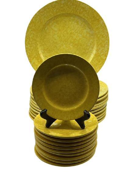 STANGL VINTAGE YELLOW PLATE SET (1 of 6)
