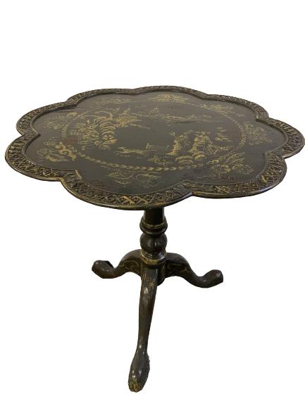 BLACK & GOLD HAND PAINTED ASIAN TRI LEG TABLE 30": ANTIQUE STYLE CHINOISERIE BLACK & GOLD HAND PAINTED ASIAN INDONESIAN TRI LEG WOOD SIDE / WINE TABLE | TRADITIONAL ASIAN MODERN HOME DECOR OCCASIONAL TABLES COLLECTIBLE HOME DECOR REGENCY STYLE -30" X 