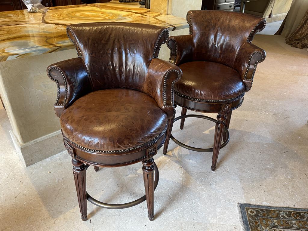 MARGE CARSON STYLE LEATHER NAILHEAD BAR STOOLS (1 of 4)