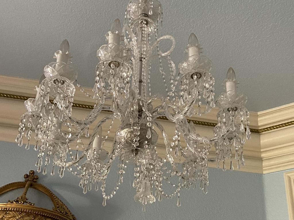 HOLLYWOOD REGENCY STYLE CRYSTAL HANGING CHANDELIER (1 of 4)