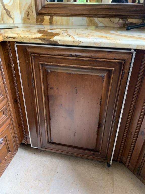 CUSTOM SUB-ZERO UNDERCOUNTER REFRIGERATOR (1 of 3)