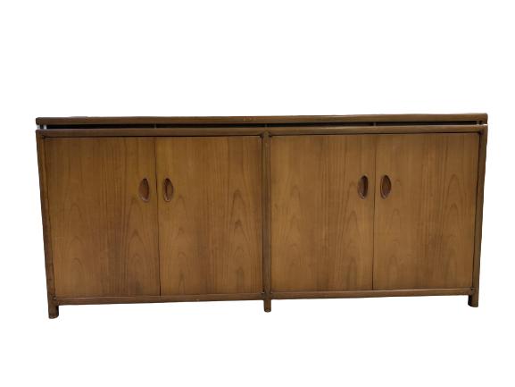 VTG MODERN BAKER WALNUT SIDEBOARD CABINET 74.5: VINTAGE MID CENTURY MODERN BAKER " NEW WORLD" WALNUT SIDEBOARD (BUFFET CREDENZA) CABINET WITH ROSEWOOD PULLS BY MICHAEL TAYLOR | MID MOD RETRO VINTAGE DANISH MODERN STYLE FURNITURE LIVING ROOM DINING