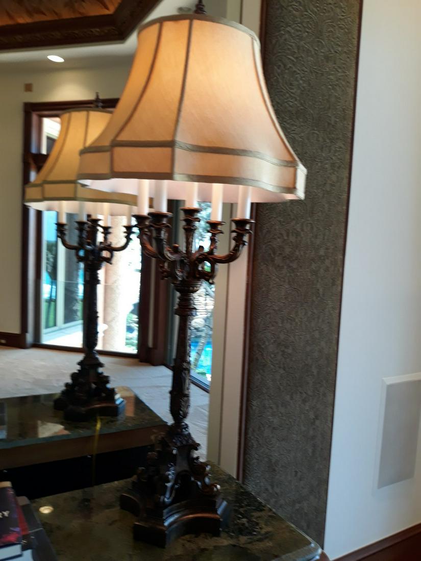 PAIR OF REGENCY STYLE LAMPS (1 of 2)