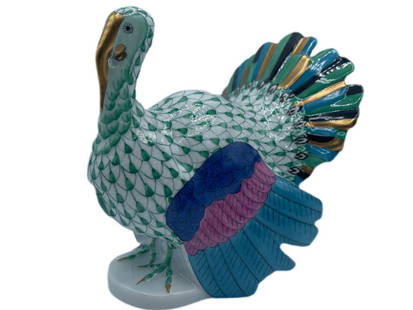 VINTAGE HEREND HANDPAINTED FISHNET TOM TURKEY: VINTAGE HEREND HANDPAINTED FISHNET TOM TURKEY -RARE COLOR -VERY GOOD CONDITION- NO CHIPS, CRACKS OR REPAIRS -NUMBERED 5025