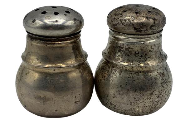 VINTAGE STERLING SILVER SALT & PEPPER SHAKERS 14 G (1 of 4)