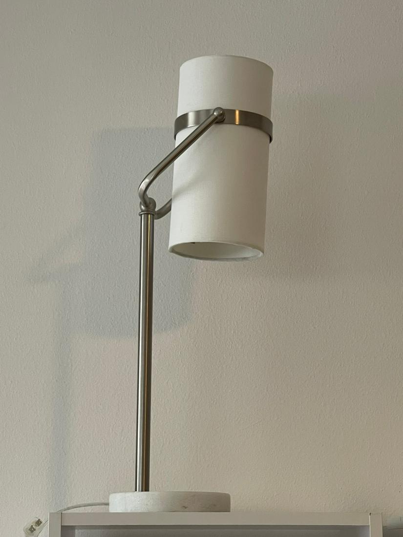 MODERN CONTEMPORARY  LAMP (1 of 2)