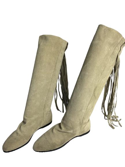 Beige Suede fringed boots size 6 ladies (1 of 7)