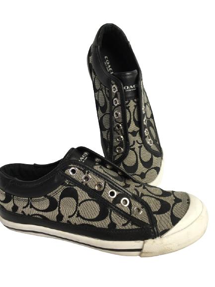 Coach slip-on shoes size 6.5 (1 of 6)