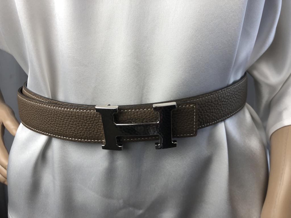 HERMES TAUPE LEATHER LOGO BELT 47" (1 of 3)