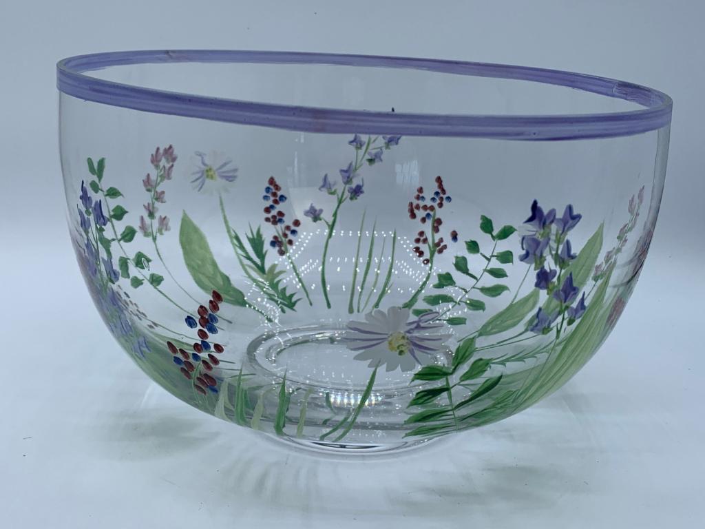 VINTAGE HANDPAINTED FLORAL SERVING BOWL 9" D (1 of 4)