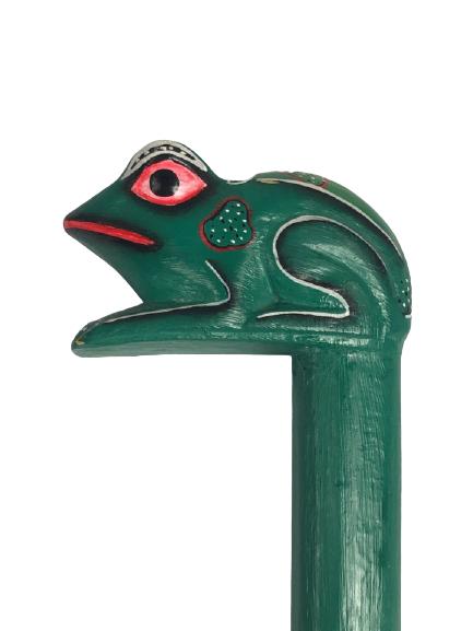 VINTAGE WOOD WALKING STICK WITH FROG HANDLE (1 of 4)