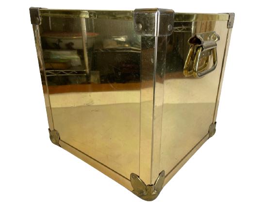 VINTAGE GOLD STEAMER TRUNK BOX STYLE PLANTER 12": VINTAGE GOLD STEAMER TRUNK BOX STYLE PLANTER -12" X 12" X 12" APPROX-VERY GOOD CONDITION, WEAR CONSISTENT WITH AGE AND USE, SURFACE SCRATCHES, SEE PHOTOS-DP61421