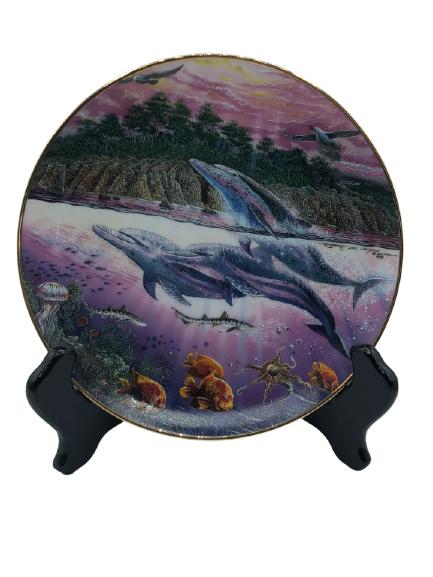 VTG "CALIFORNIA SPIRITS" ROBERT NELSON PLATE 8" (1 of 3)