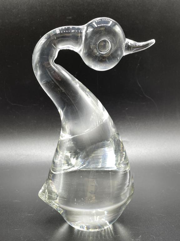 VINTAGE STEUBEN STYLE CRYSTAL GLASS SWAN 7.5" (1 of 4)