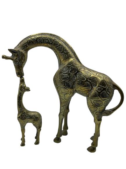 VINTAGE BRASS GIRAFFE AND CALF FIGURINES 10" (1 of 4)