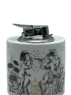 VINTAGE ROSENTHAL PORCELAIN TABLE LIGHTER 4": VINTAGE RAYMOND PEYNET FOR ROSENTHAL GERMANY "LOVERS DESIGN" PORCELAIN TABLE LIGHTER | COLLECTIBLE MID CENTURY MODERN LUXURY HOME ACCESSORIES -4" X 3" X 2" APPROX-VERY GOOD CONDITION, WEAR CONSISTENT