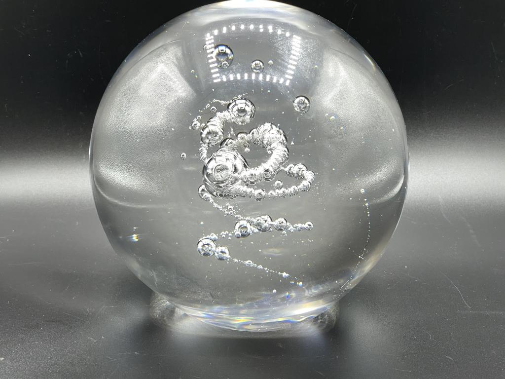 VINTAGE MULLER FRERES ART GLASS SCULPTURE 7": "VINTAGE MULLER FRERES FRENCH CRYSTAL ART GLASS SPHERE SCULPTURE PAPERWEIGHT | COLLECTIBLE CRISTAL STYLE ART GLASS DECORATIVE HOME DECOR MID CENTURY MODERN -7"" DIAMETER APPROX-VERY GOOD CONDITION*MUS