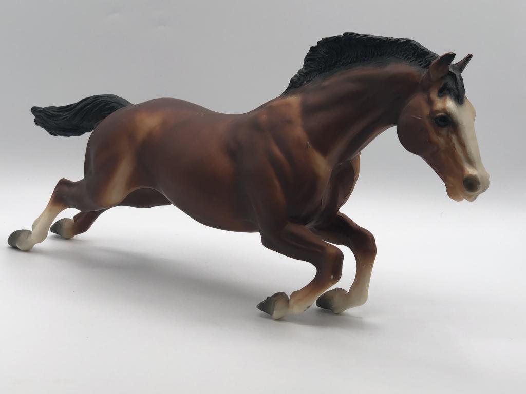 VTG BREYER MOLDING CO. BROWN MODEL HORSE (1 of 6)