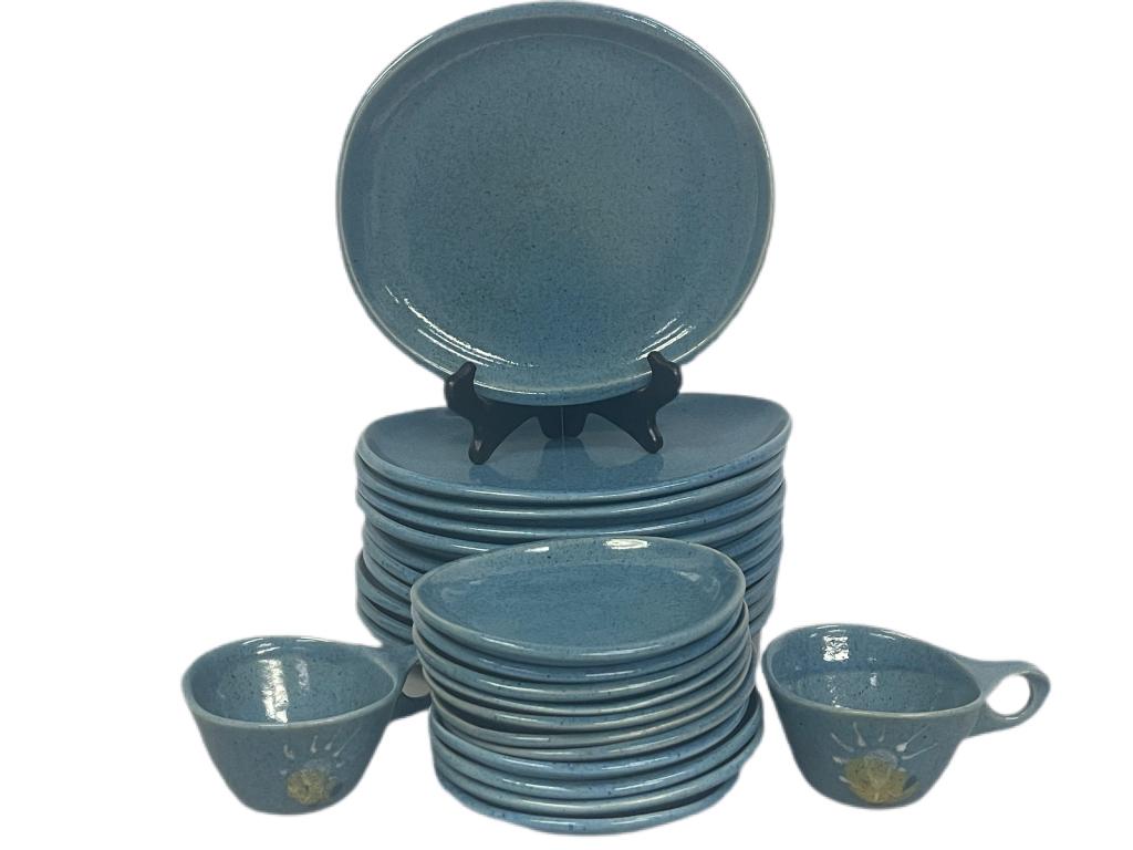 VTG GLIDDEN POTTERY SPECKLED BLUE #433 SET: -11 DINNER PLATES 10"-11SALAD PLATES 6"-2 COFFEE CUPS