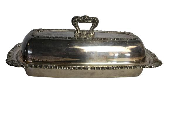VINTAGE SILVER COVERED BUTTER DISH 7" (1 of 2)