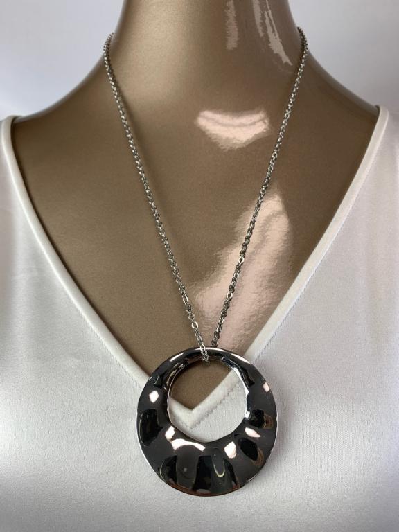 CHICO'S SILVER NECKLACE W/ CIRCLE PENDANT 22" (1 of 3)