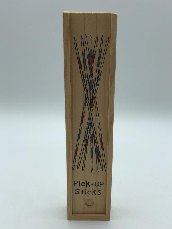 VINTAGE GAME OF PICK UP STICKS IN WOOD BOX: VINTAGE GAME OF PICK UP STICKS IN WOOD BOX - INSTRUCTIONS INCLUDED- VERY GOOD CONDITION COLLECTIBLE GAMES; BRAIN TEASERS; PUZZLESBC061621