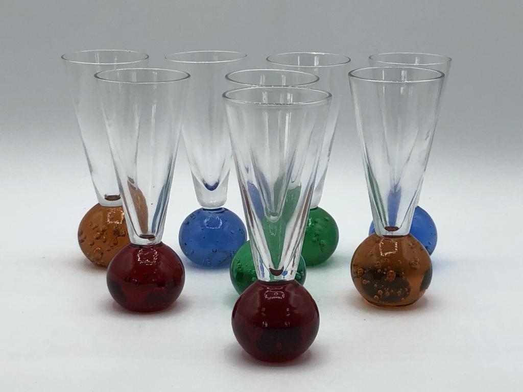 SET OF 8 VINTAGE GLASS SHOT GLASSES 4.5" (1 of 3)