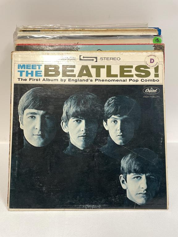 21 VINTAGE BEATLES ALBUMS: 21 VINTAGE BEATLES (JOHN LENNON YOKO ONO) ALBUMS | COLLECTIBLE BEATLES MANIA MUSIC MEMORABILIA-MEET THE BEATLES , SGT PEPPERS, ABBEY ROAD, 1962-1966, YELLOW SUBMARINE, HARD DAY'S NIGHT MONO, IMAGINE,