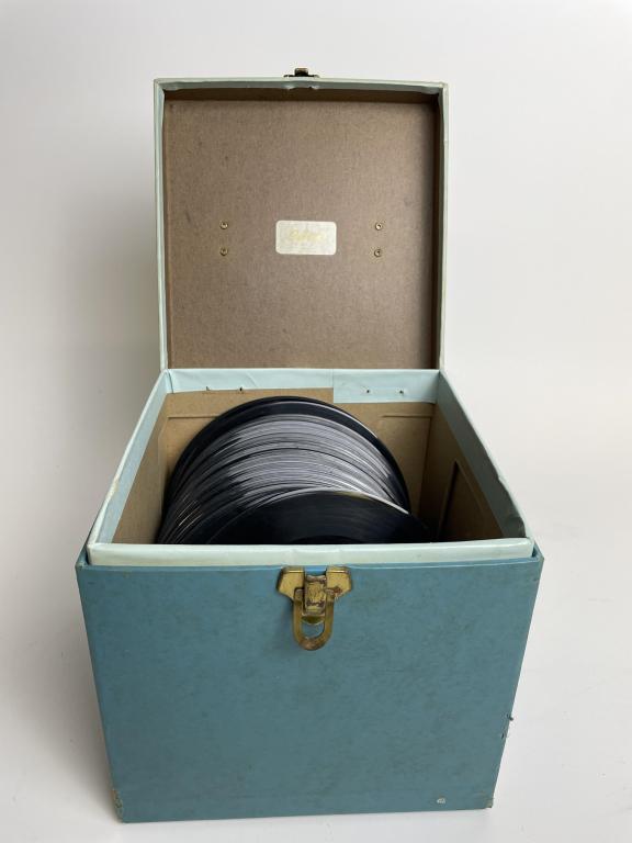 LOT OF VINTAGE 7" RECORDS (1 of 9)