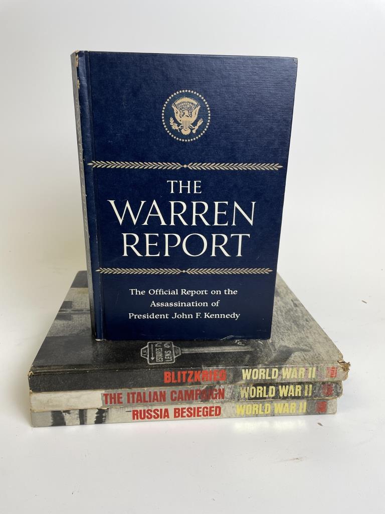 VINTAGE HARDCOVER EDUCATIONAL GOVERMENT /WAR BOOKS: VINTAGE HARDCOVER EDUCATIONAL GOVERMENT / WORLD WAR II WAR BOOKS-THE WARREN REPORT , BLITZKRIEG, THE ITALIAN CAMPAIGN RUSSIA BESIEGED