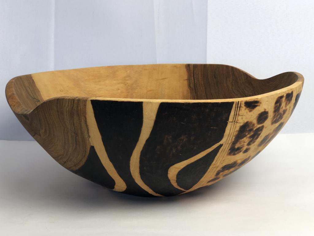 VINTAGE LARGE WOOD DECORATIVE BOWL 17" (1 of 4)