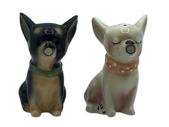 VINTAGE KISSING DOGS SALT & PEPPER SHAKERS 3" (1 of 4)