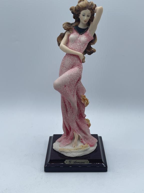 VTG G. ARMANI LADY FIGURINE (1 of 4)