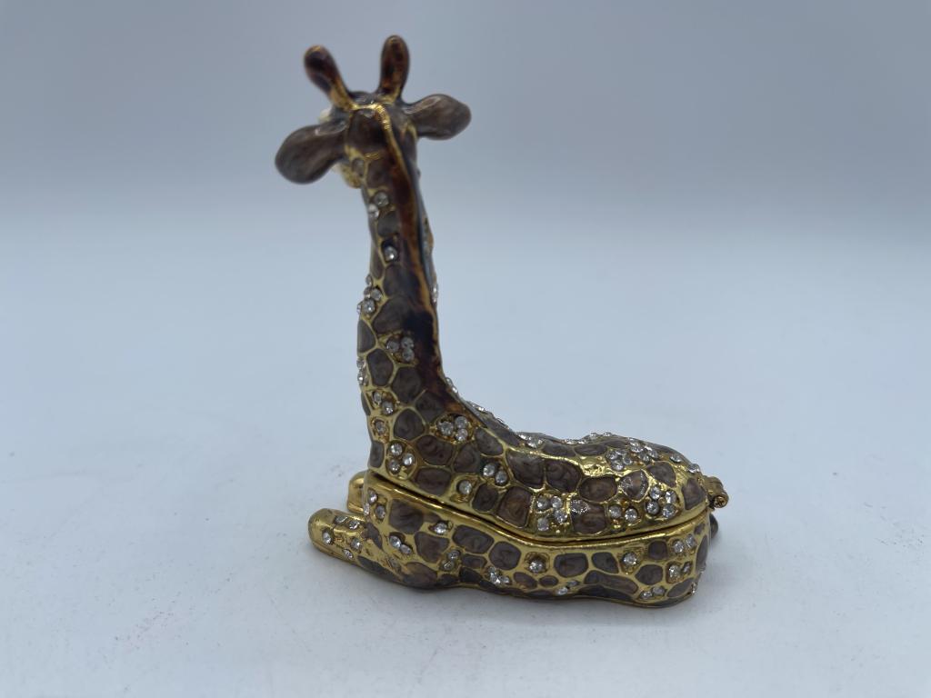 JAY STRONGWATER STYLE RHINESTONE GIRAFFE BOX: VINTAGE JAY STRONGWATER STYLE GOLD & RHINESTONE GIRAFFE TRINKET BOX -3.25" x 3"-VERY GOOD CONDITION