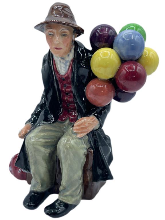 VTG ROYAL DOULTON "BALLOON MAN" FIGURINE (1 of 6)