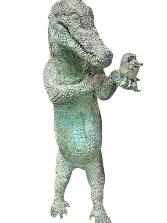 VINTAGE GIANT METAL ALLIGATOR GARDEN STATUE 57"H (1 of 8)