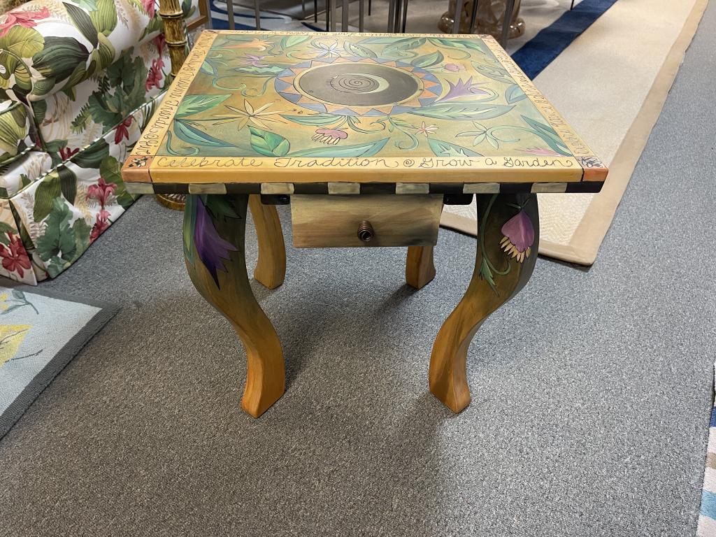 COTTAGECODE RUSTIC PAINTED  SIDE END TABLE (1 of 2)