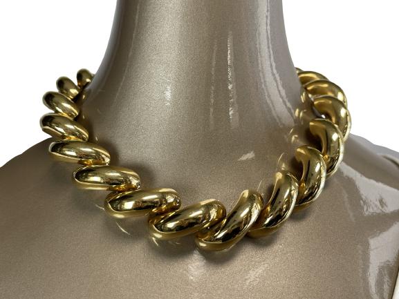 CHUNKY GOLD LINK FASHION STATEMENT NECKLACE (1 of 3)