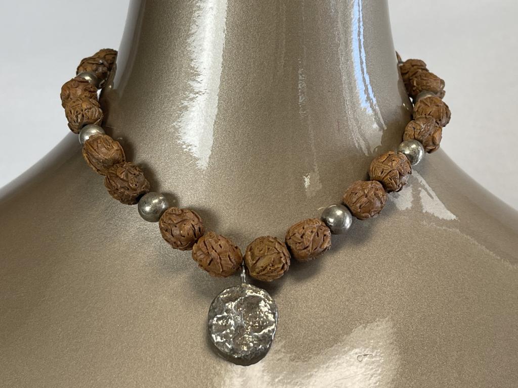 VINTAGE STERLING SILVER RUSTIC ARTISAN NECKLACE (1 of 4)