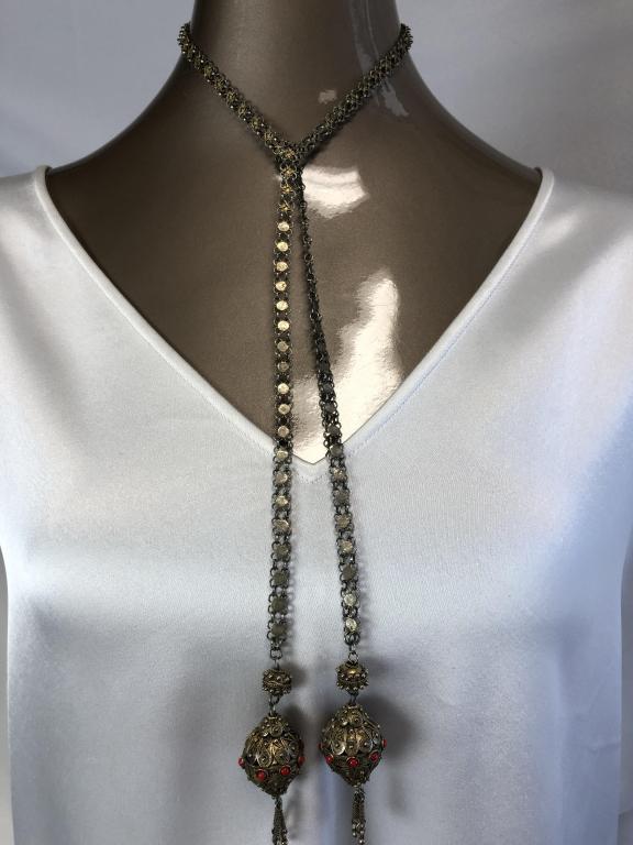 VINTAGE GOLD CHAIN LARIAT WITH ORNATE ENDS 34" (1 of 5)